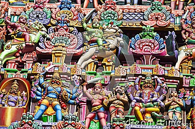 Colorful idols on the Gopuram, Sarangapani Temple, Kumbakonam, Tamil Nadu, India. Stock Photo