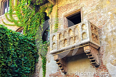 The original Romeo and Juliet balcony located in Verona, Italy Stock Photo