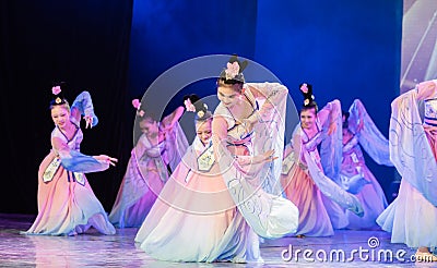 Prosperous Tang Dynasty 9-Chinese Classical Dance-Graduation Show of Dance Department Editorial Stock Photo