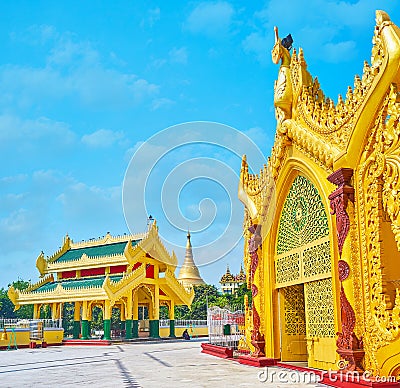 The gates of Maha Wizaya Mahavijaya Pagoda, Yangon, Myanmar Stock Photo