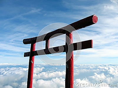 Otori above the clouds - Mt. Fuji, Japan Stock Photo