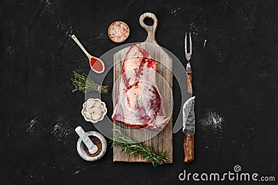 Overhead view of raw beef whole shank Stock Photo