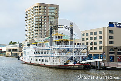 Paddle Wheeler Creole Queen in New Orleans Editorial Stock Photo