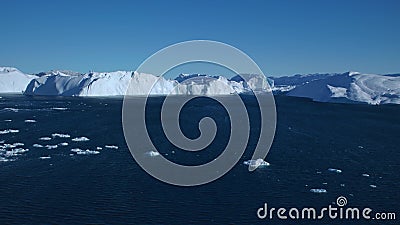Paesaggio del ghiaccio artico Riscaldamento globale Artico Ghiacciaio Eqi Ghiacciaio Groenlandia Ghiaccio Icefjord oceano stock footage Paesaggio del ghiaccio artico Riscaldamento globale Artico Ghiacciaio Eqi Ghiacciaio Groenlandia Ghiaccio Icefjord oceano stock footage
