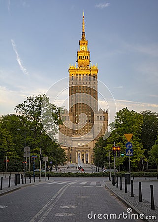 Palace of Culture and Science and street traffic in Swietokrzyski Park, Warshaw Editorial Stock Photo