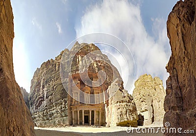Panorama of Al Khazneh or the Treasury at ancient Petra, Jordan Stock Photo