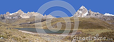 Panorama: Cordillera Huayhuash - Nevada Jurau and Trapecio Stock Photo
