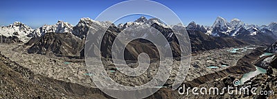 Panoramic view of Everest Mountain Range from Gokyo Ri, Nepal Stock Photo