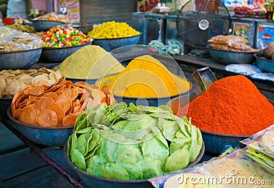 Papadums and spices at an Indian Market in Jodhpur Editorial Stock Photo