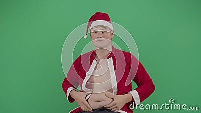 Papá Noel juega con su vientre almacen de video Papá Noel juega con su vientre almacen de video