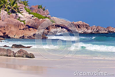 Paradise beach with big granite rocks,on tropical Indian Ocean island Stock Photo