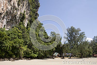 Paradisiac beach and cliff at Had Yao, Trang, Thailand Stock Photo