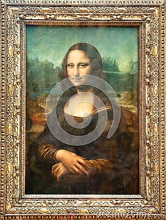 PARIS - AUGUST 16: Mona Lisa by the Italian artist Leonardo da Vinci at the Louvre Museum, August 16, 2009 in Paris, France. Editorial Stock Photo