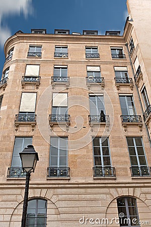 Parisian elegant faï¿½ade Stock Photo