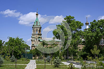 Park near St. Alexy of Moscow Cathedral in Samarkand, Uzbekistan Stock Photo