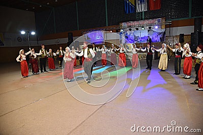Participants Traditional dance at the folklore festival Editorial Stock Photo