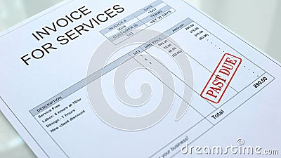 Past due seal stamped on invoice for services bill, financial form, paperwork Stock Photo