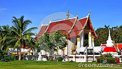 Peaceful Thai temple Wat Phai Lom and its chedi Stock Photo