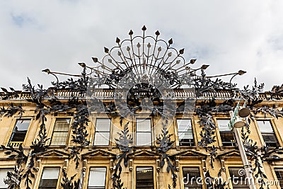 Peacock sculpture over the facade of Princes Square, Glasgow, UK Editorial Stock Photo