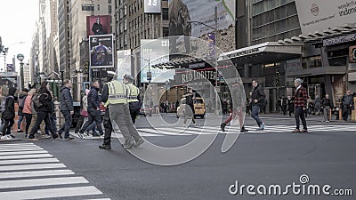 People in the big city o New York Editorial Stock Photo