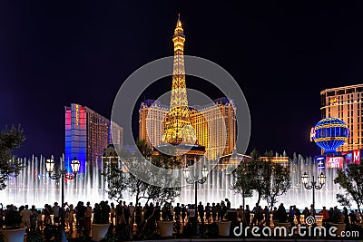 People enjoy Bellagio fountain show at Paris hotel Editorial Stock Photo