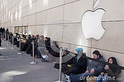 People Waiting in Line for iPad2 Release Day Editorial Stock Photo