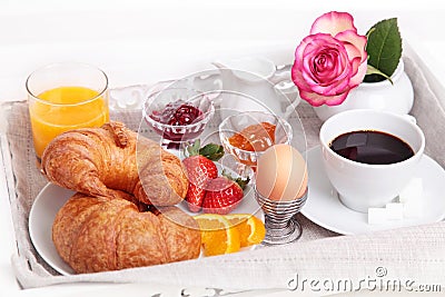 http://thumbs.dreamstime.com/x/pequeno-almoço-23705800.jpg