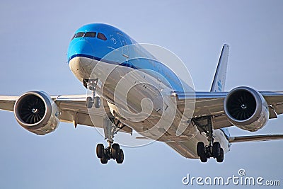 PH-BHC: KLM Royal Dutch Airlines Boeing 787-9 Dreamliner Editorial Stock Photo