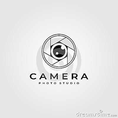 Photography lens logo vector minimalist illustration design Vector Illustration