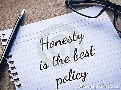 Phrase HONESTY IS THE BEST POLICY written on a piece of paper Stock Photo