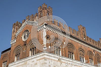 Piacenza: Piazza Cavalli, main square of the city Stock Photo