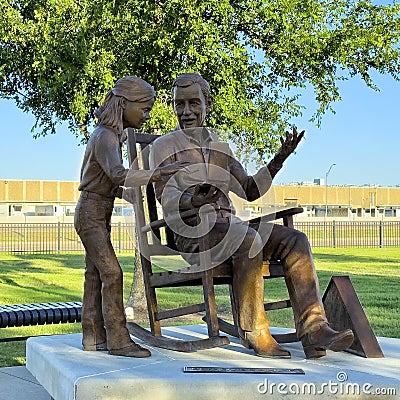 Bronze sculpture titled 'Remembrance' in the Veteran's Memorial Park in Grand Prairie, Texas. Editorial Stock Photo