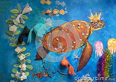 A combine painting featuring a crowned queen turtle on public display in Edmond, Oklahoma. Editorial Stock Photo