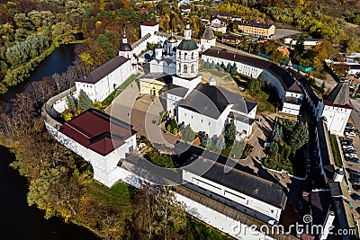 A picturesque aerial view from the side of the ponds of the ancient Orthodox Borovsko-Pafnutevsky monastery Stock Photo