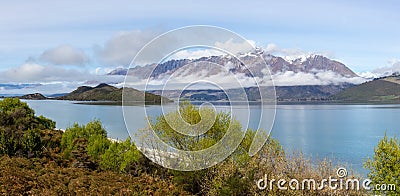 Picturesque lake and mountains landscape, New Zealand Stock Photo