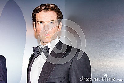 Pierce Brosnan wax figure Madame Tussaud`s Vienna Cartoon Illustration