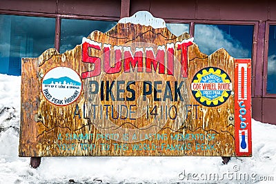 Pikes Peak Summit - Classic Wood Signage Stock Photo