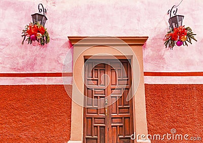 Pink Red Wall Brown Door Christmas San Miguel Allende Mexico Stock Photo