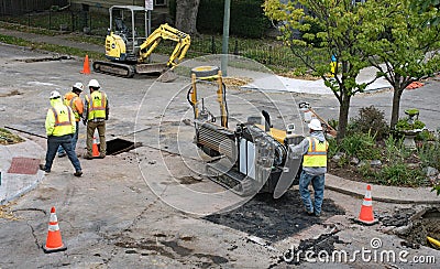 Pipeline Crew Relocating Horizontal Directional Drill Editorial Stock Photo