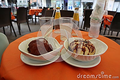 Pizzo Calabro - Gelati Tartufo da Raffaele in Piazza della Repubblica Stock Photo