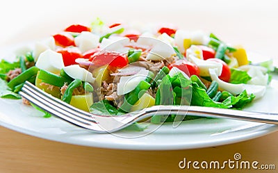 A plate of healthy tuna salad nicoise Stock Photo