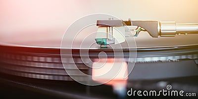 Playing retro music: Professional turnable audio vinyl record music player Stock Photo