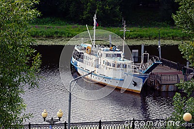 Pleasure ship at the confluence of the Kotorosl River and the Volga River in Yaroslavl, Russia Stock Photo
