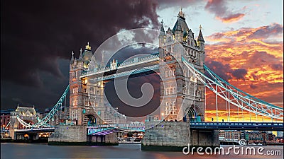 Ponte da torre em Londres, Reino Unido, lapso de tempo Ponte da torre em Londres, Reino Unido, lapso de tempo