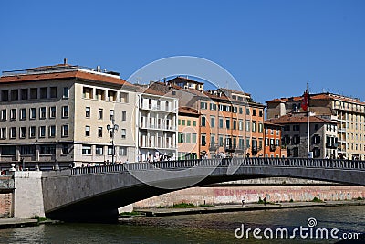 Ponte di Mezzo between Piazza XX Settembre and Piazza Garibaldi, Pisa, Tuscany, Italy Stock Photo