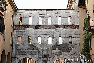 Porta dei Borsari in Verona Stock Photo