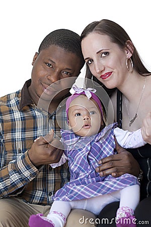 https://thumbs.dreamstime.com/x/portrait-happy-family-familj-black-man-white-women-half-caste-daughter-40403509.jpg