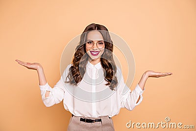 Portrait of her she nice-looking attractive lovely glamorous gorgeous cheerful cheery confident wavy-haired lady Stock Photo