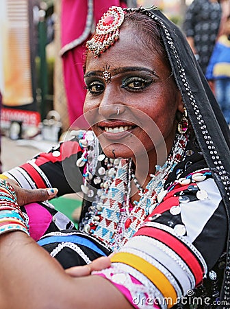 PORTRAIT OF A KALBELIA TRIBAL DANCER, AJMER, RAJASTHAN, INDIA Editorial Stock Photo