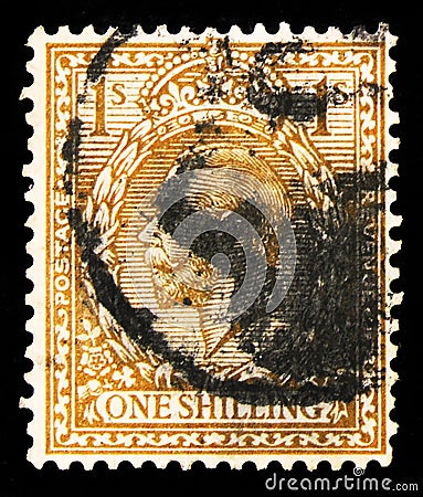 Postage stamp printed in United Kingdom shows King George V, 1 s - British shilling, Definitives serie, circa 1912 Editorial Stock Photo